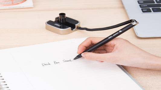 تحسين مساحة العمل الخاصة بك مع حامل قلم مكتبي موثوق به