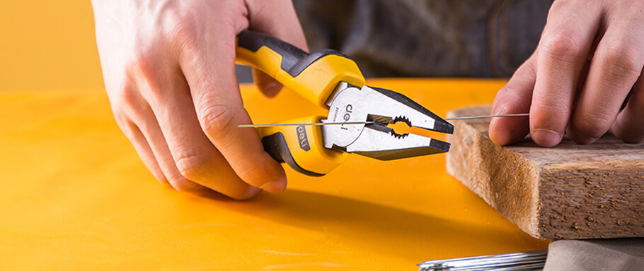 اللوازم المكتبية التجارية