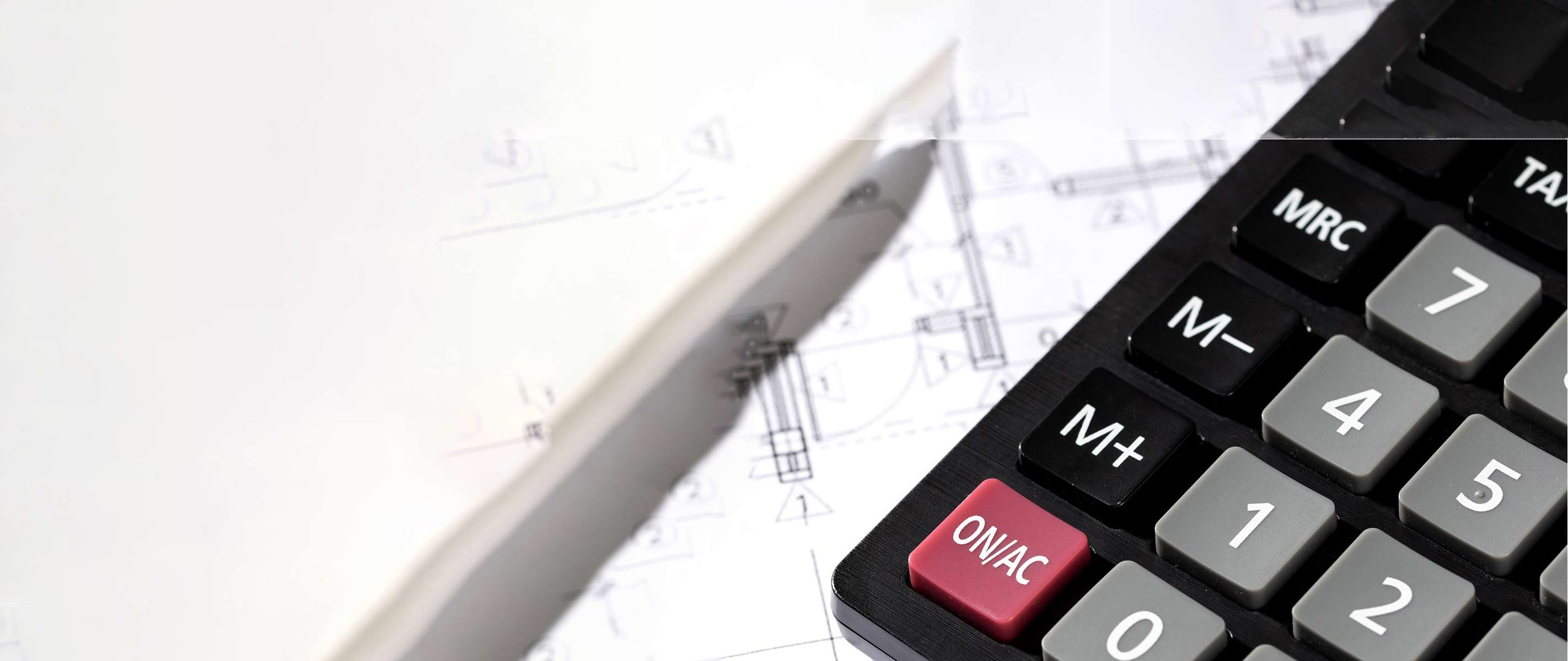 آلة حاسبة علمية