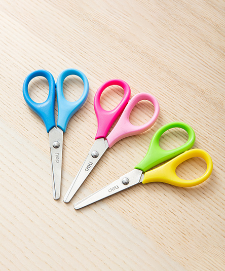 ديلي اللوازم المكتبية الدبابية