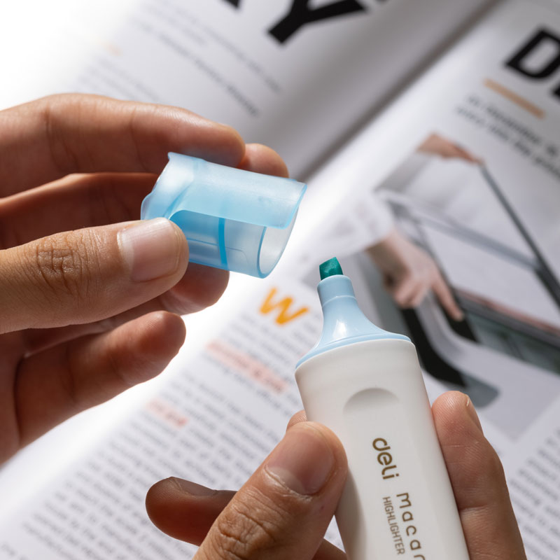 في هايلايتر