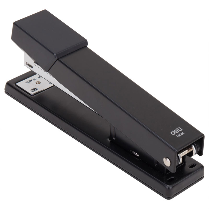 deli e0424stapler 5