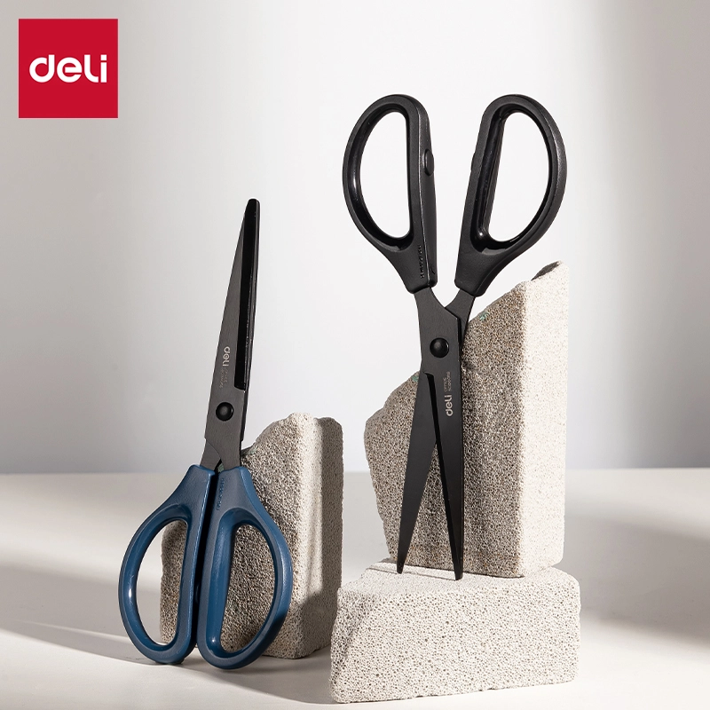 مقص بالعربية