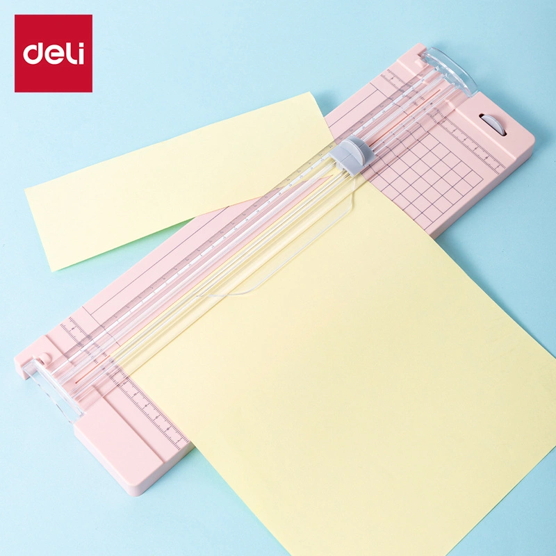 آلة تشذيب الورق