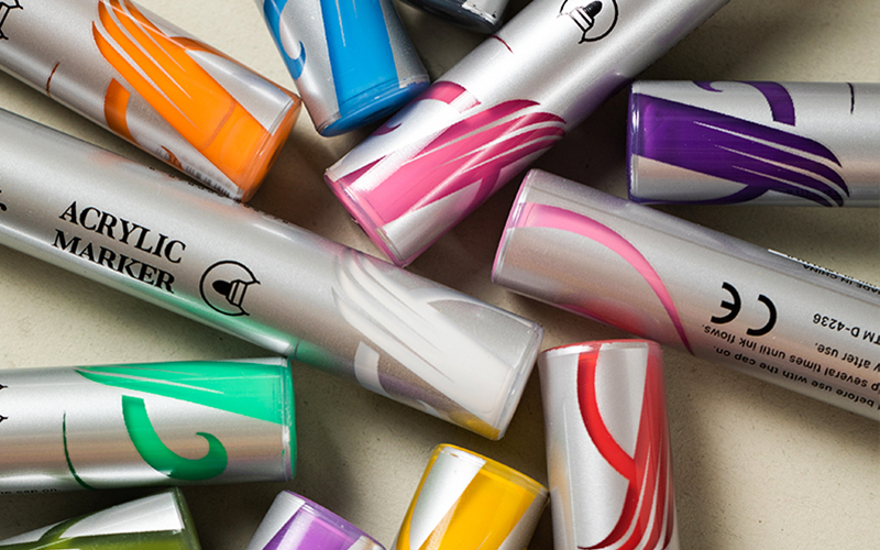 Acrylic_Markers_for_Bold,_Opaque_Art_Projects.jpg